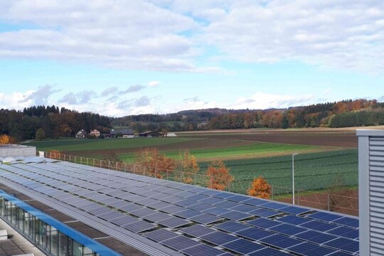 Photovoltaik am Standort Fehraltorf