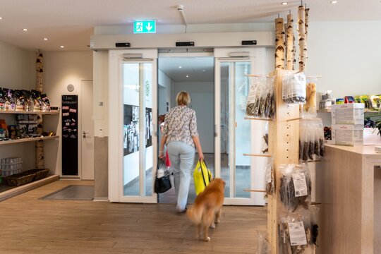 Eine Klinik für unsere liebsten Begleiter - Tierklinik Feusisberg