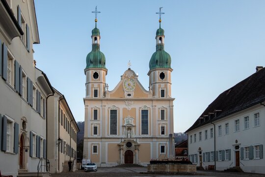 Modernisation d'une porte classé monument historique - l'église de la cathédrale de Arlesheim