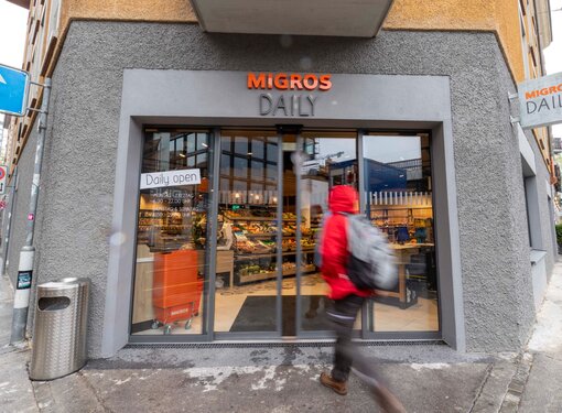 Migros Daily - des portes rapides pour le concept "to go"