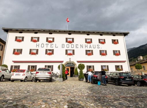 Une modernisation de portes pour un hotel de grande valeure historique - Hotel Bodenhaus Splügen